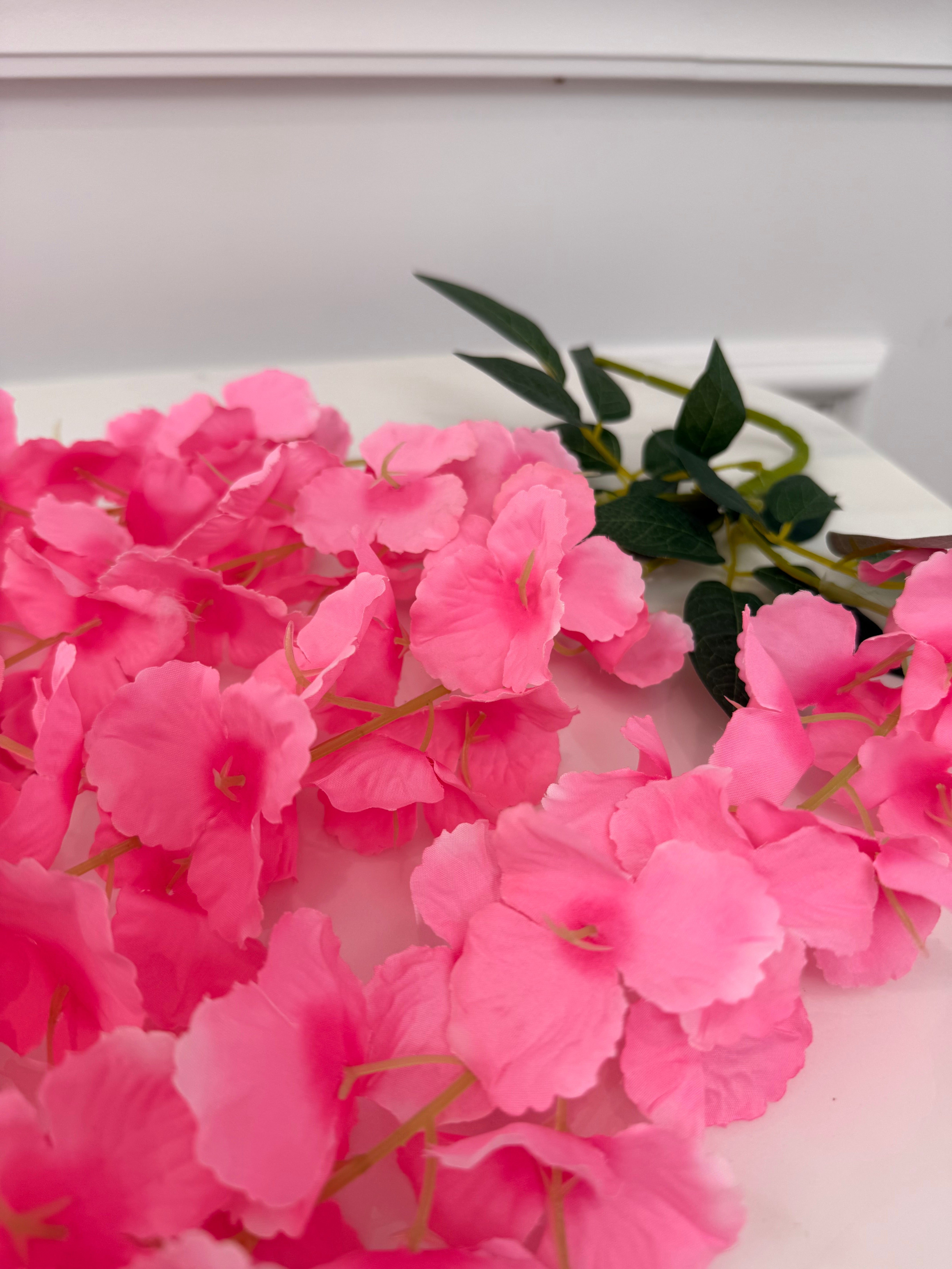 Różowa glicynia ciemna - długość 110cm